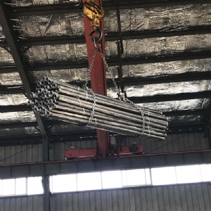 管縫錨桿 
